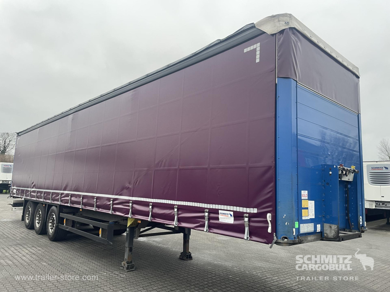 Schmitz Cargobull Curtainsider Coil 