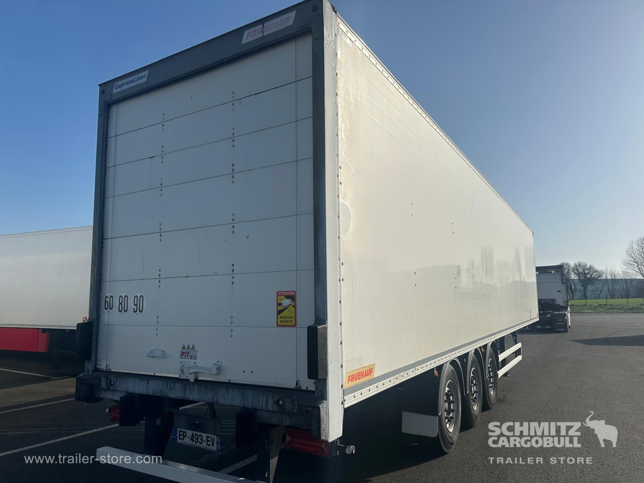 FRUEHAUF Semitrailer Dryfreight Standard Porte relevante 