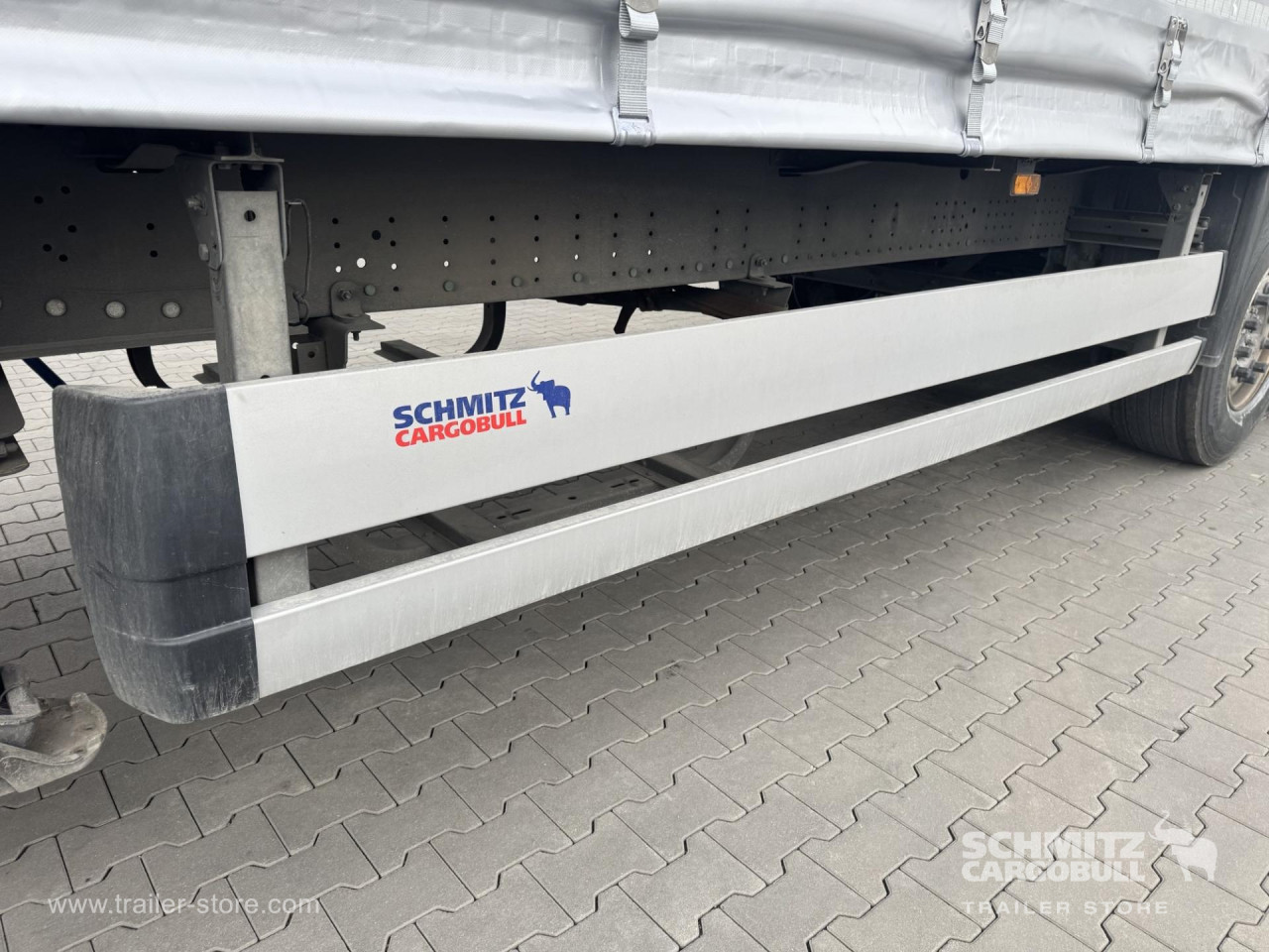 Schmitz Cargobull Curtainsider Standard 