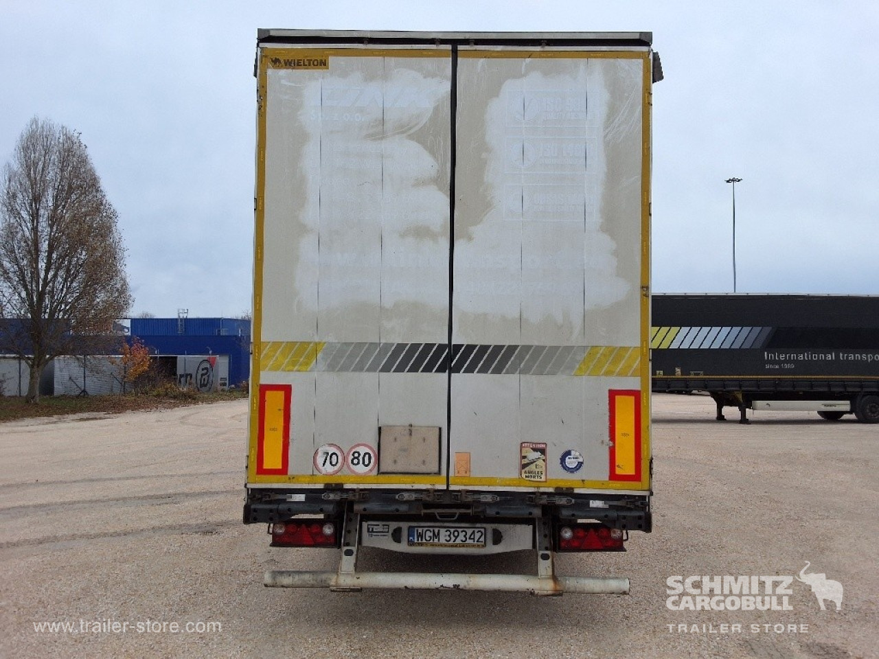 WIELTON Curtainsider Mega 