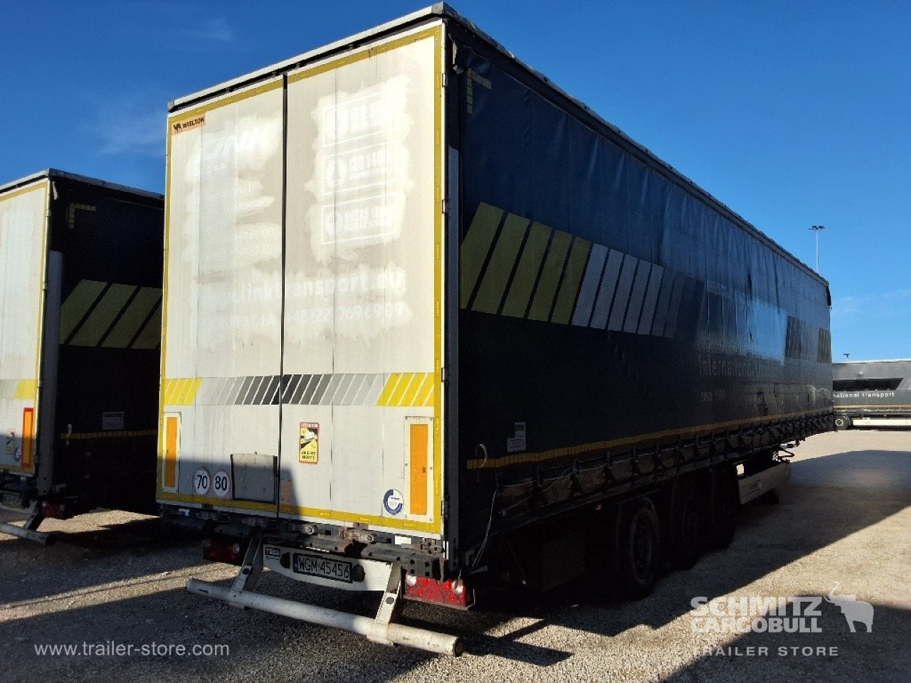 WIELTON Curtainsider Mega 