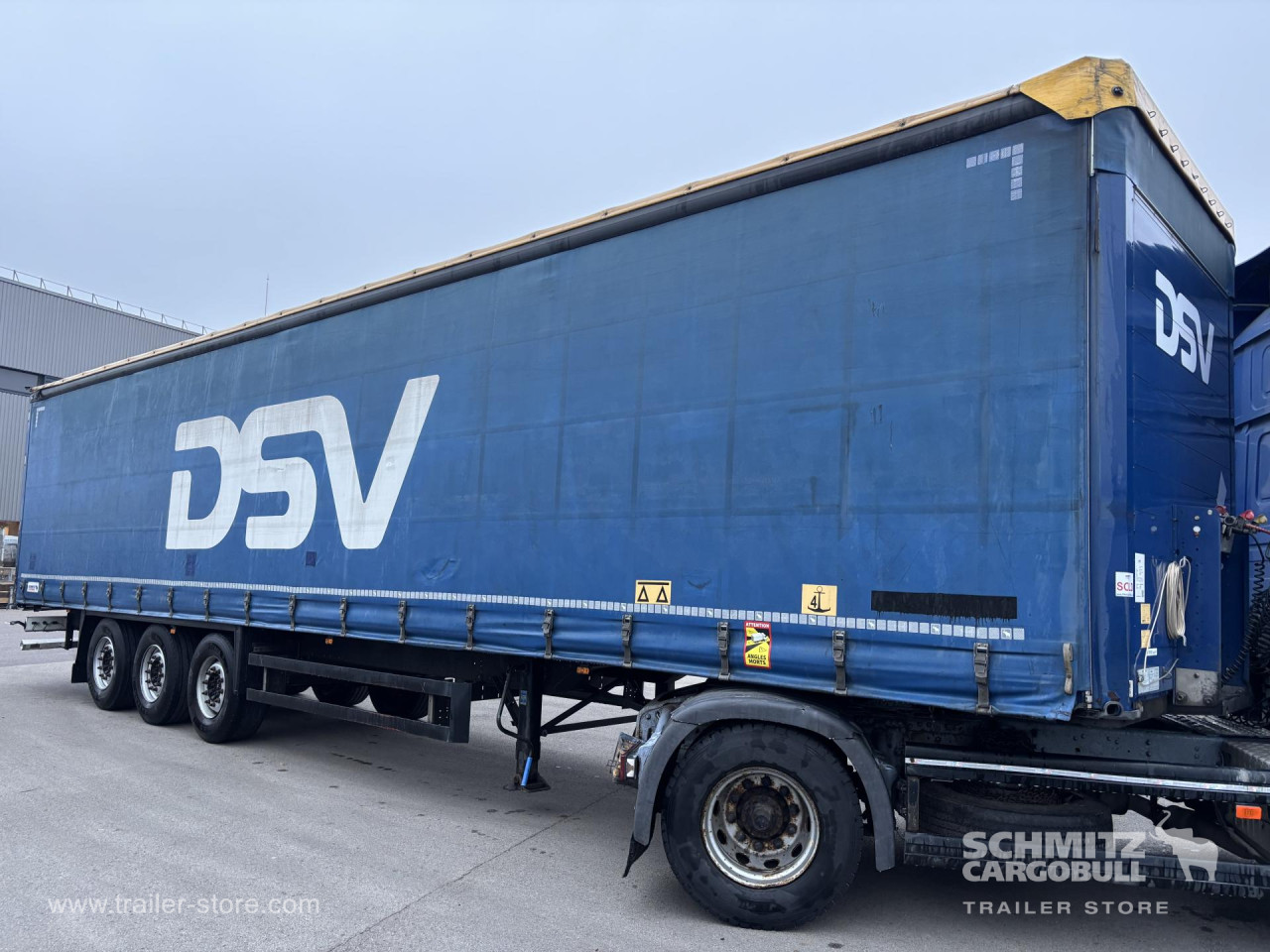 Schmitz Cargobull Curtainsider Standard 