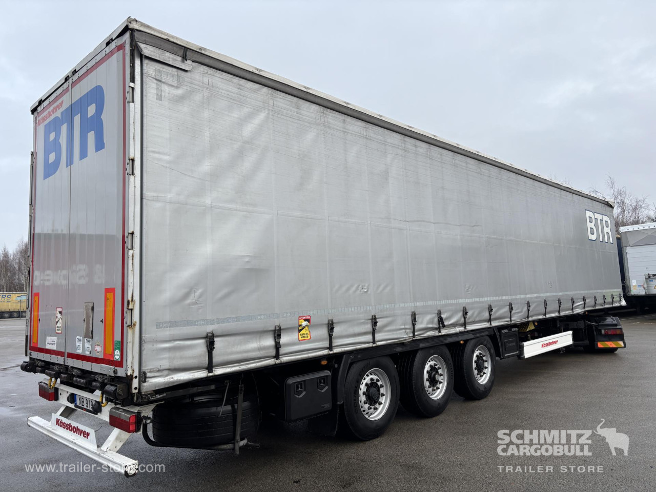 KAESSBOHRER Curtainsider Standard 