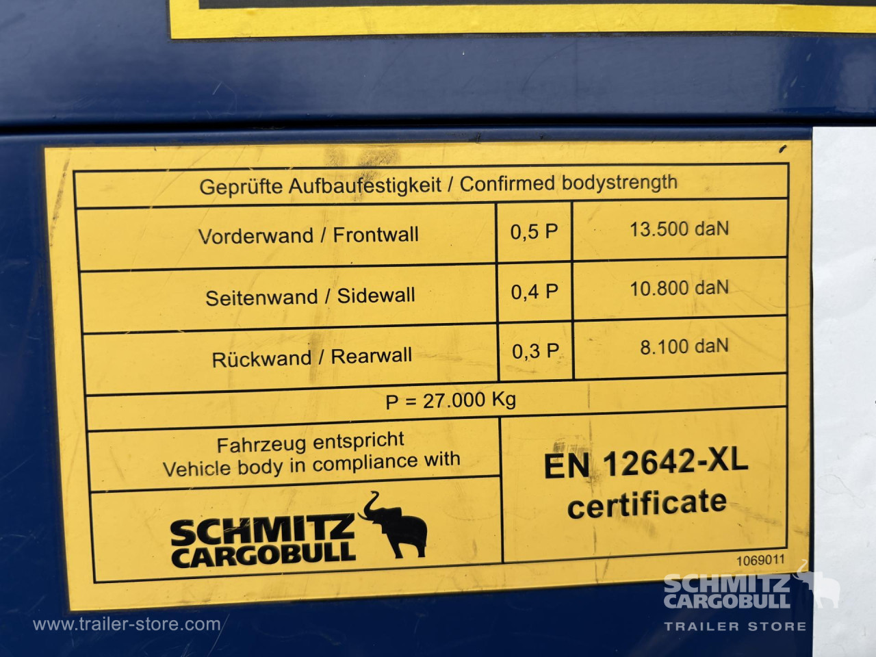 Schmitz Cargobull Curtainsider Standard 