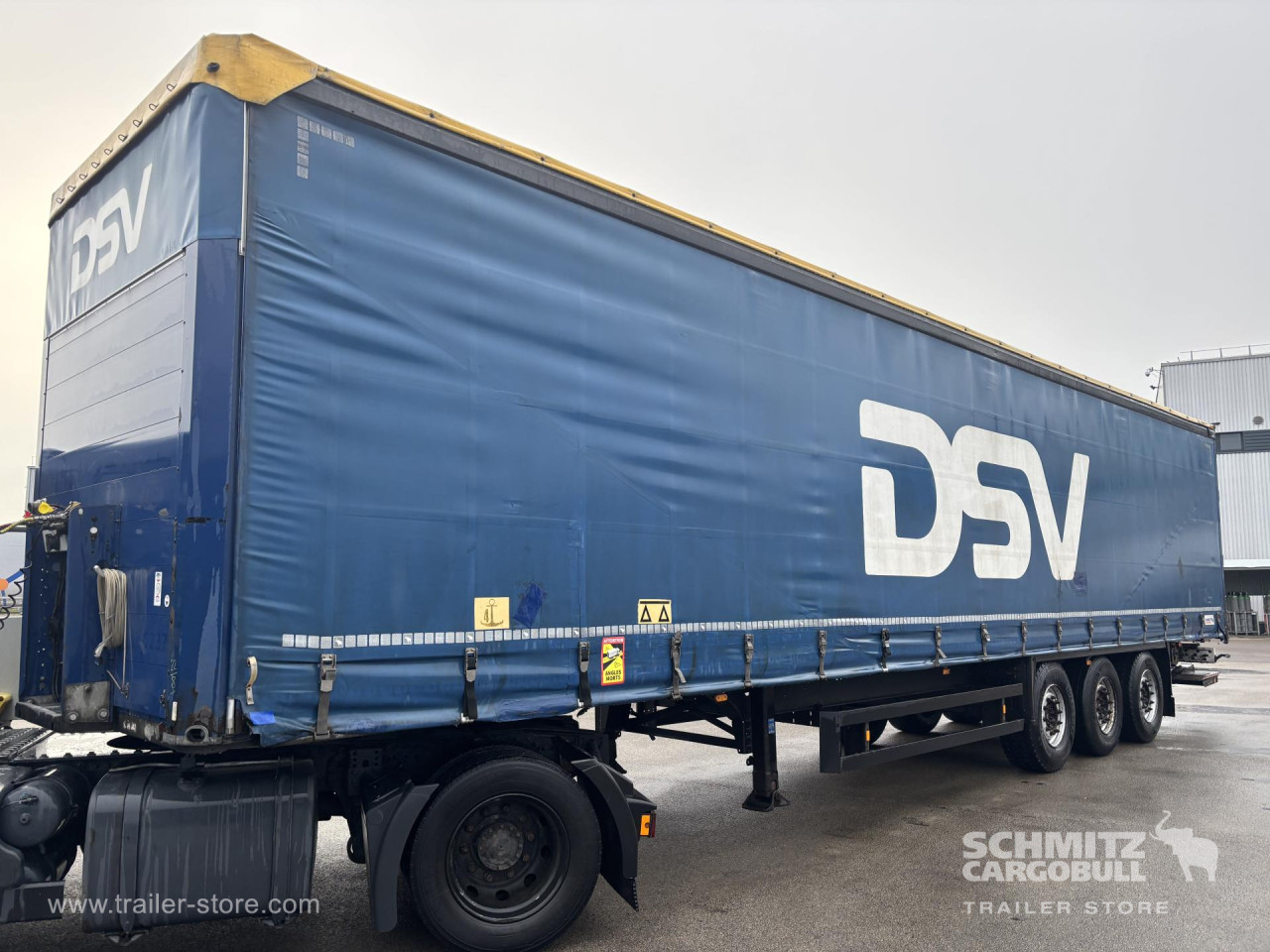 Schmitz Cargobull Curtainsider Standard 