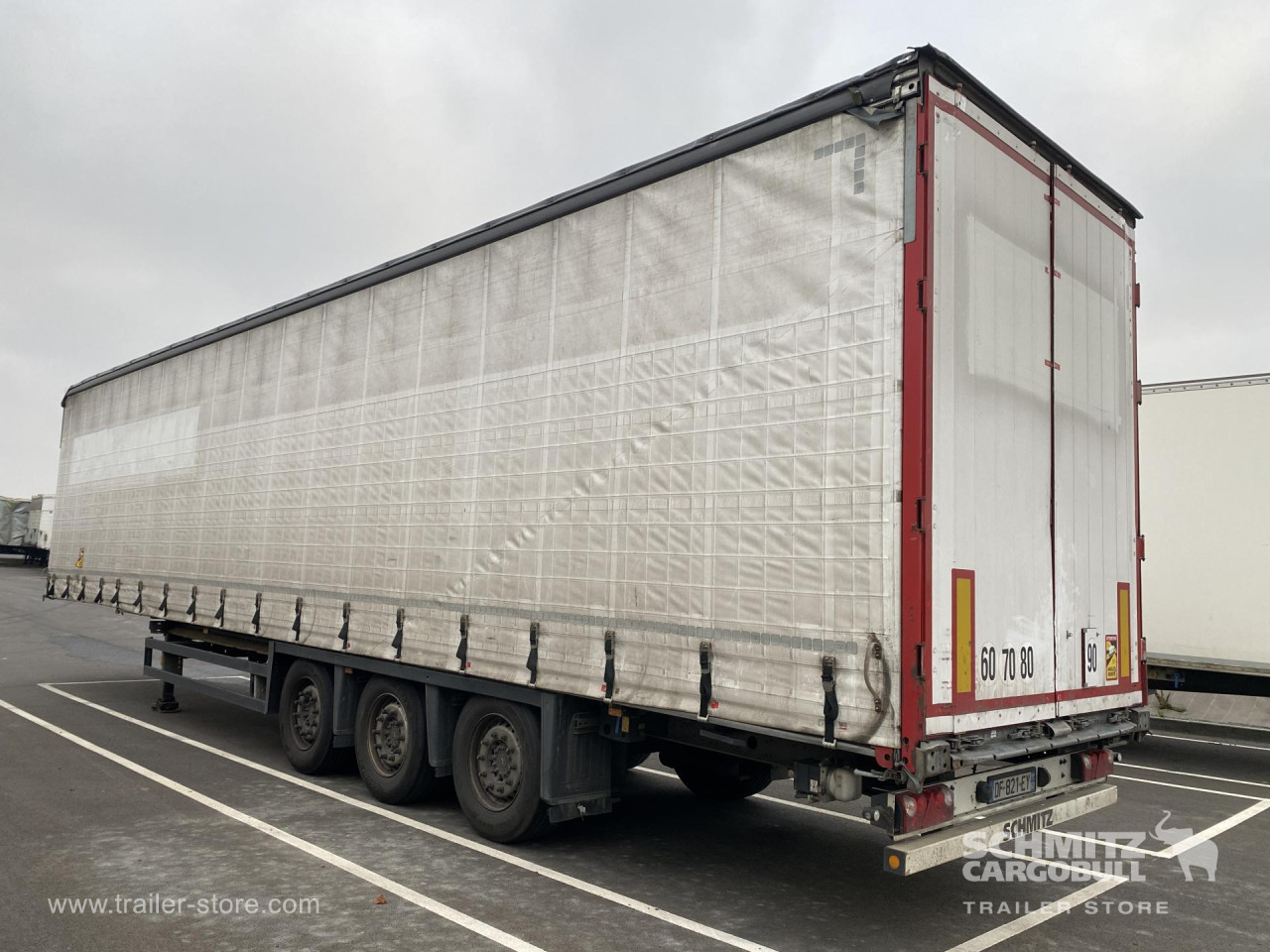 Schmitz Cargobull Semitrailer Curtainsider Mega 