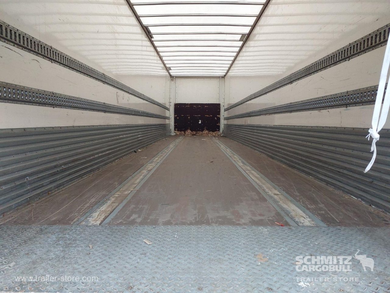 LECI TRAILER Semitrailer Dryfreight Standard Porte relevante 