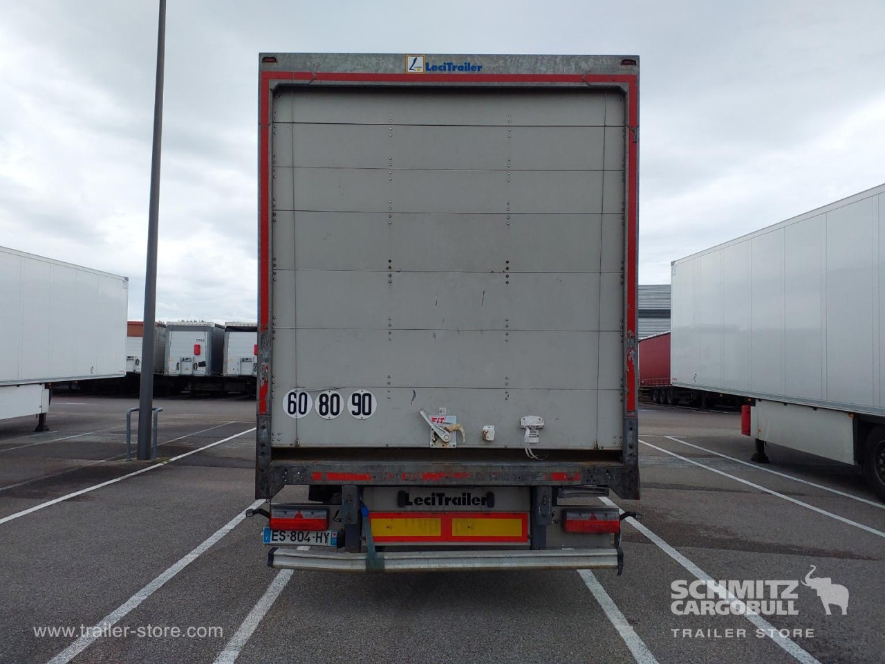 LECI TRAILER Semitrailer Dryfreight Standard Porte relevante 