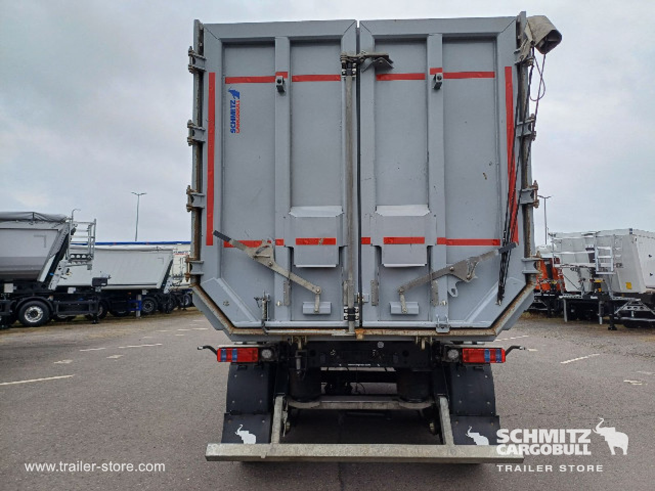 Schmitz Cargobull Oplegger Kipper Staal rond 51m³ 