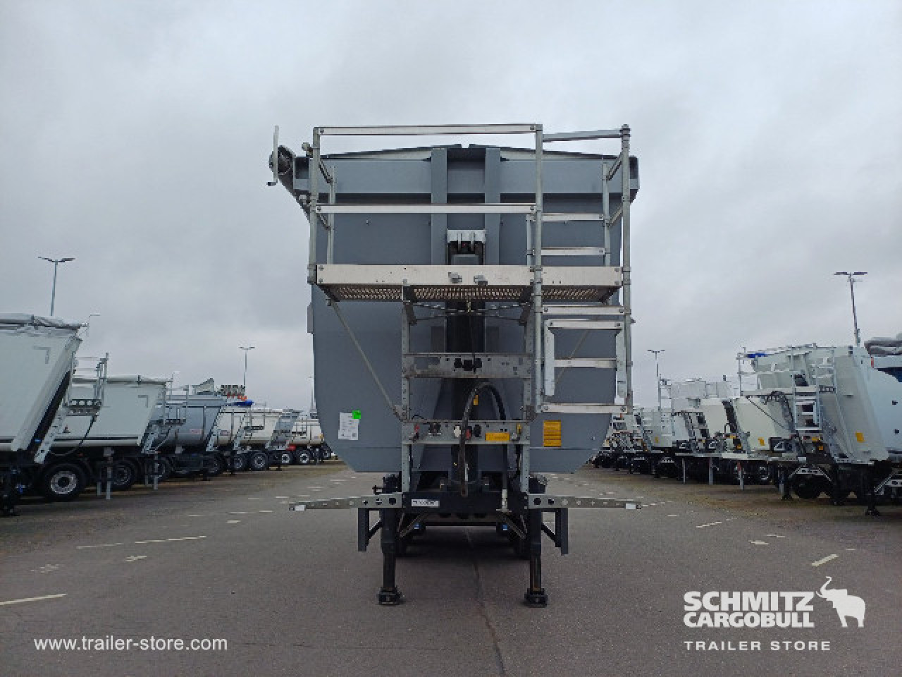 Schmitz Cargobull Oplegger Kipper Staal rond 51m³ 