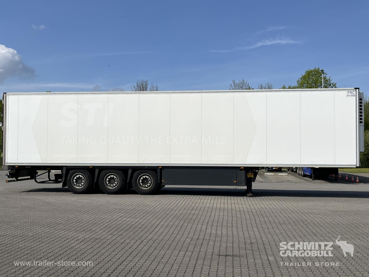 Schmitz Cargobull Tiefkühler Multitemp Doppelstock Trennwand 