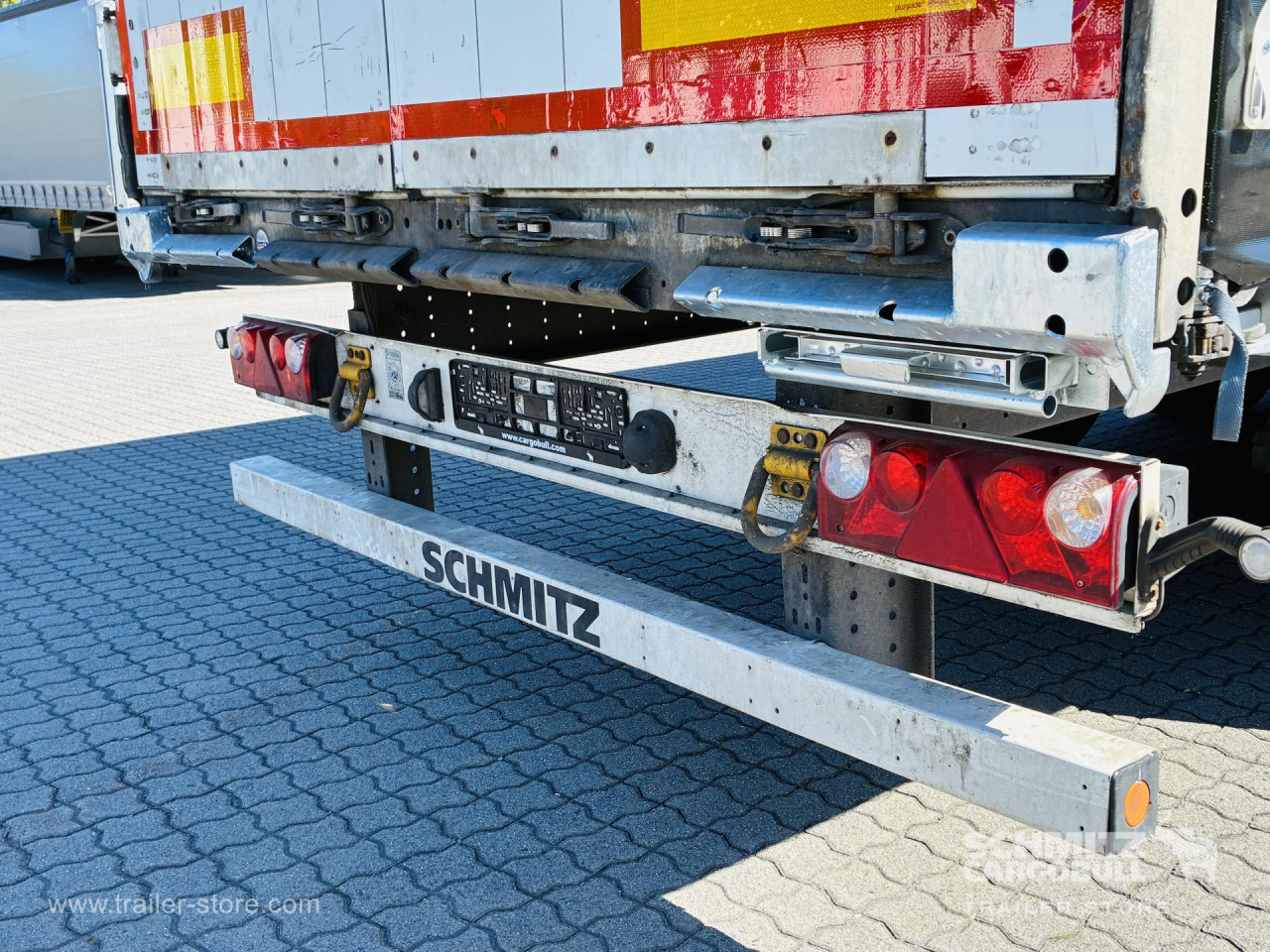 Schmitz Cargobull Curtainsider Standard 