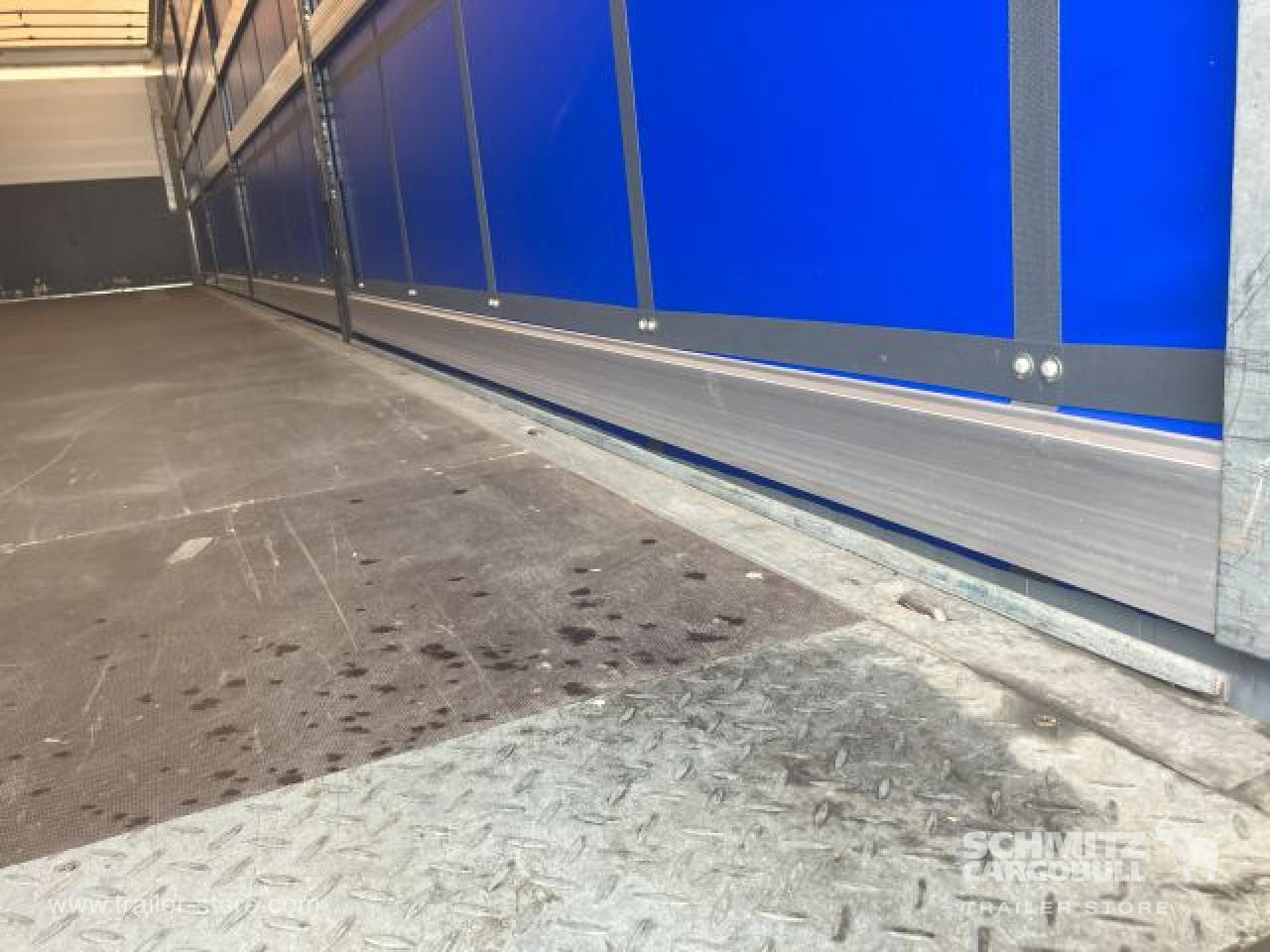 Schmitz Cargobull Curtainsider Standard 