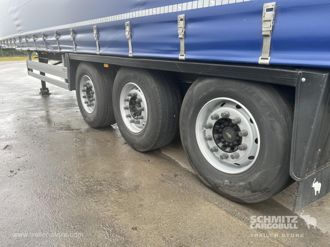 Schmitz Cargobull Semitrailer Curtainsider Mega 