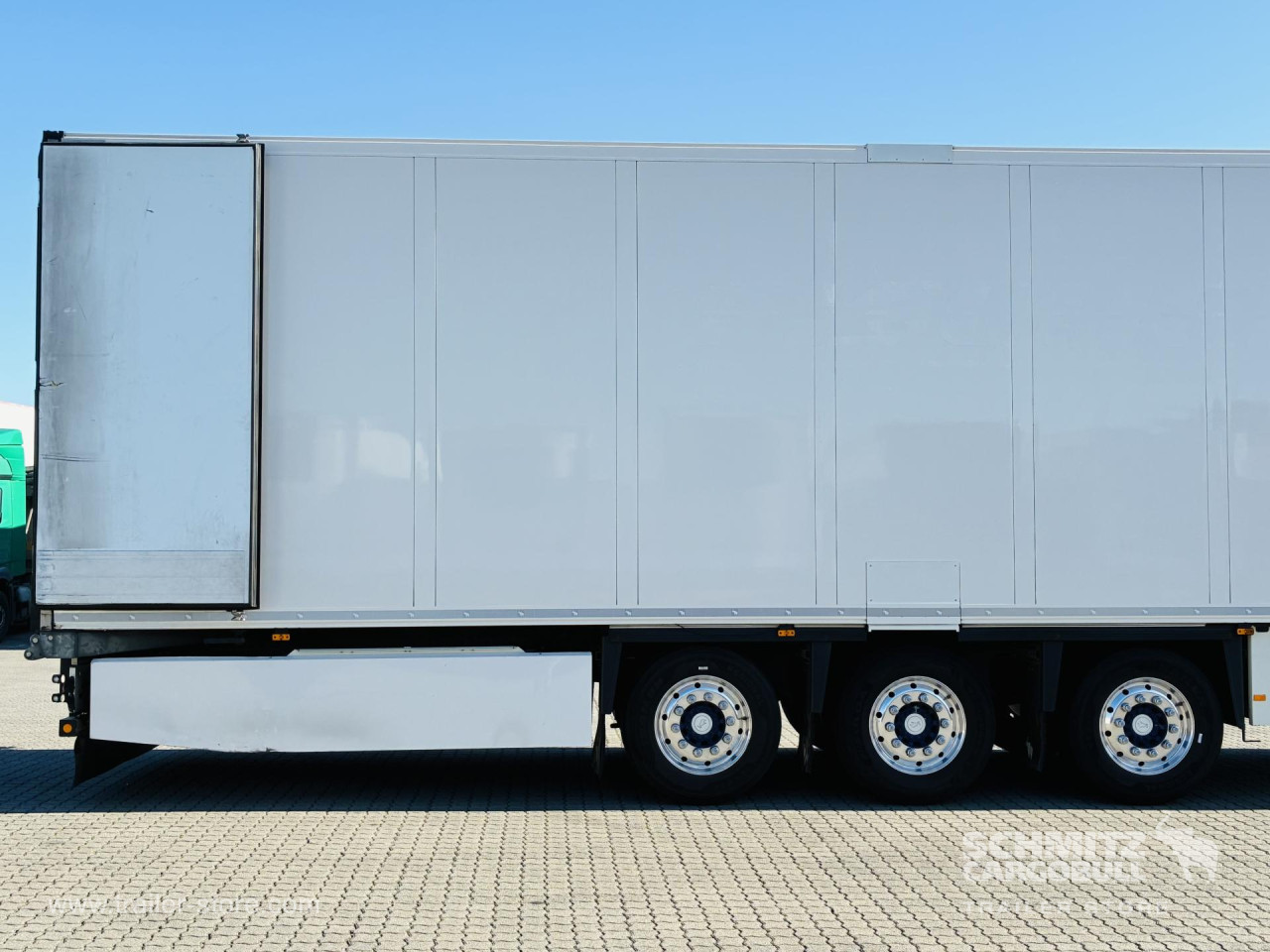 Schmitz Cargobull Tiefkühler Lang LKW Trennwand 