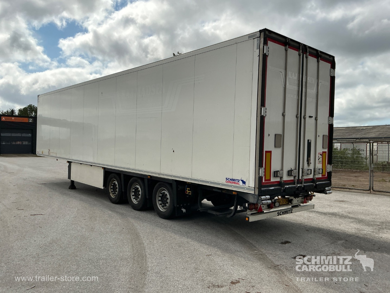 Schmitz Cargobull Reefer Meat hanging system 