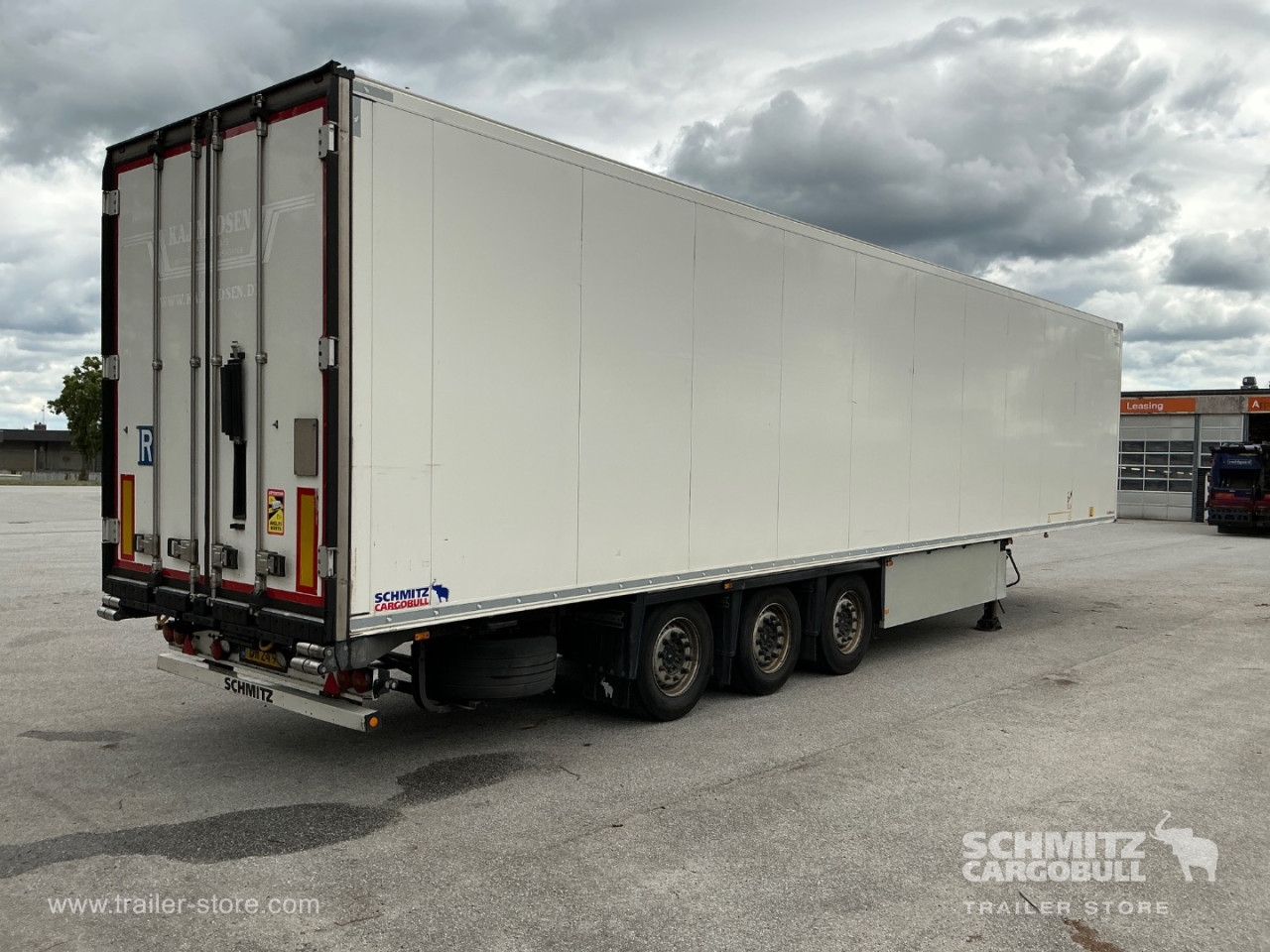 Schmitz Cargobull Reefer Meat hanging system 