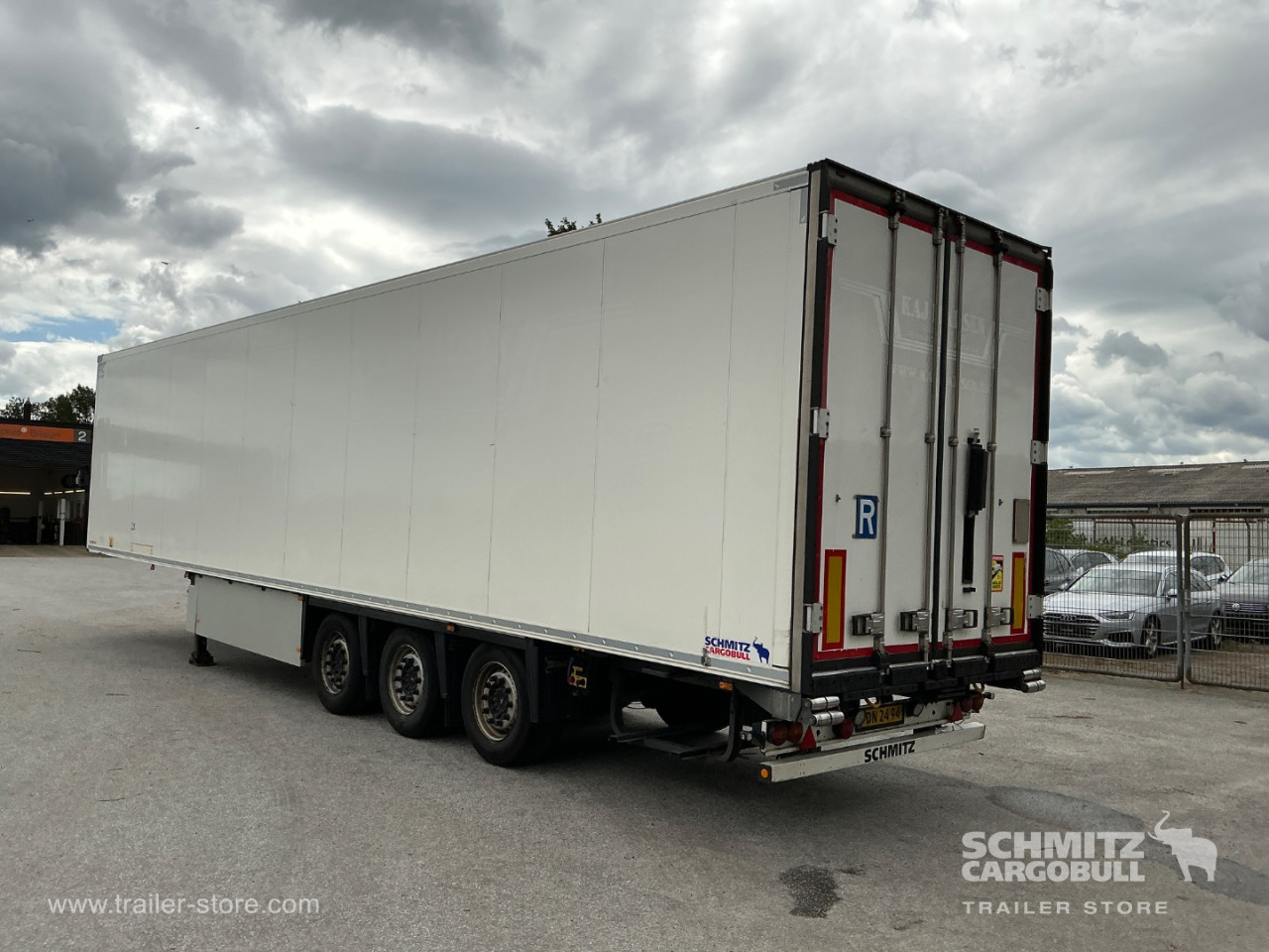 Schmitz Cargobull Reefer Meat hanging system 