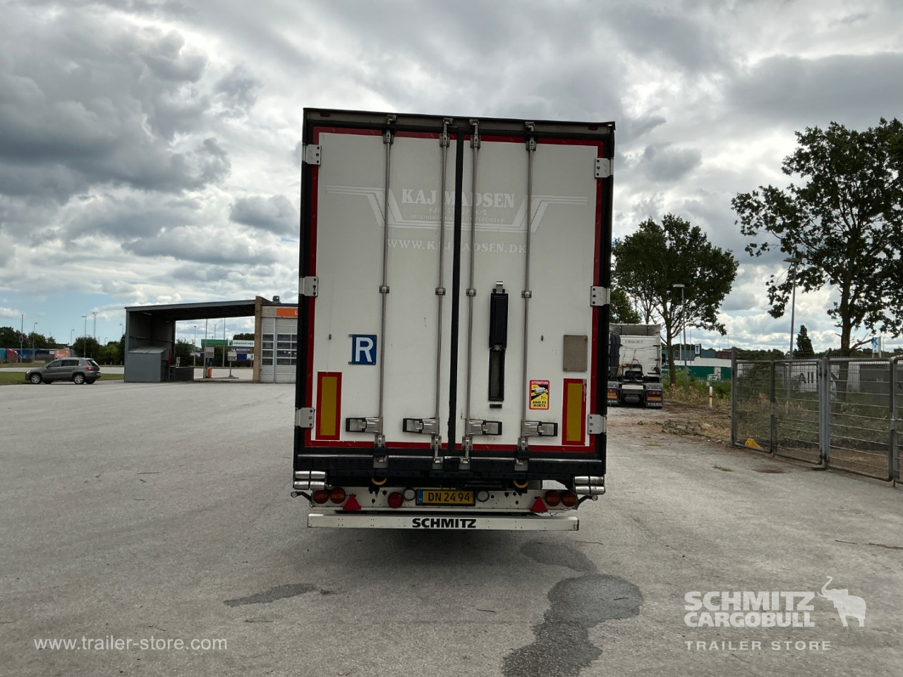 Schmitz Cargobull Reefer Meat hanging system 