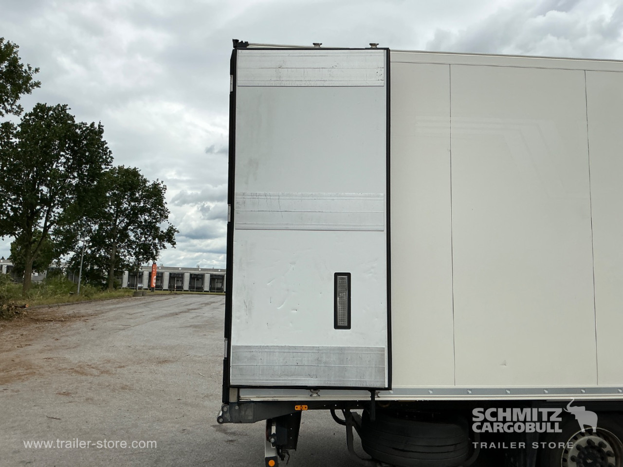 Schmitz Cargobull Reefer Meat hanging system 