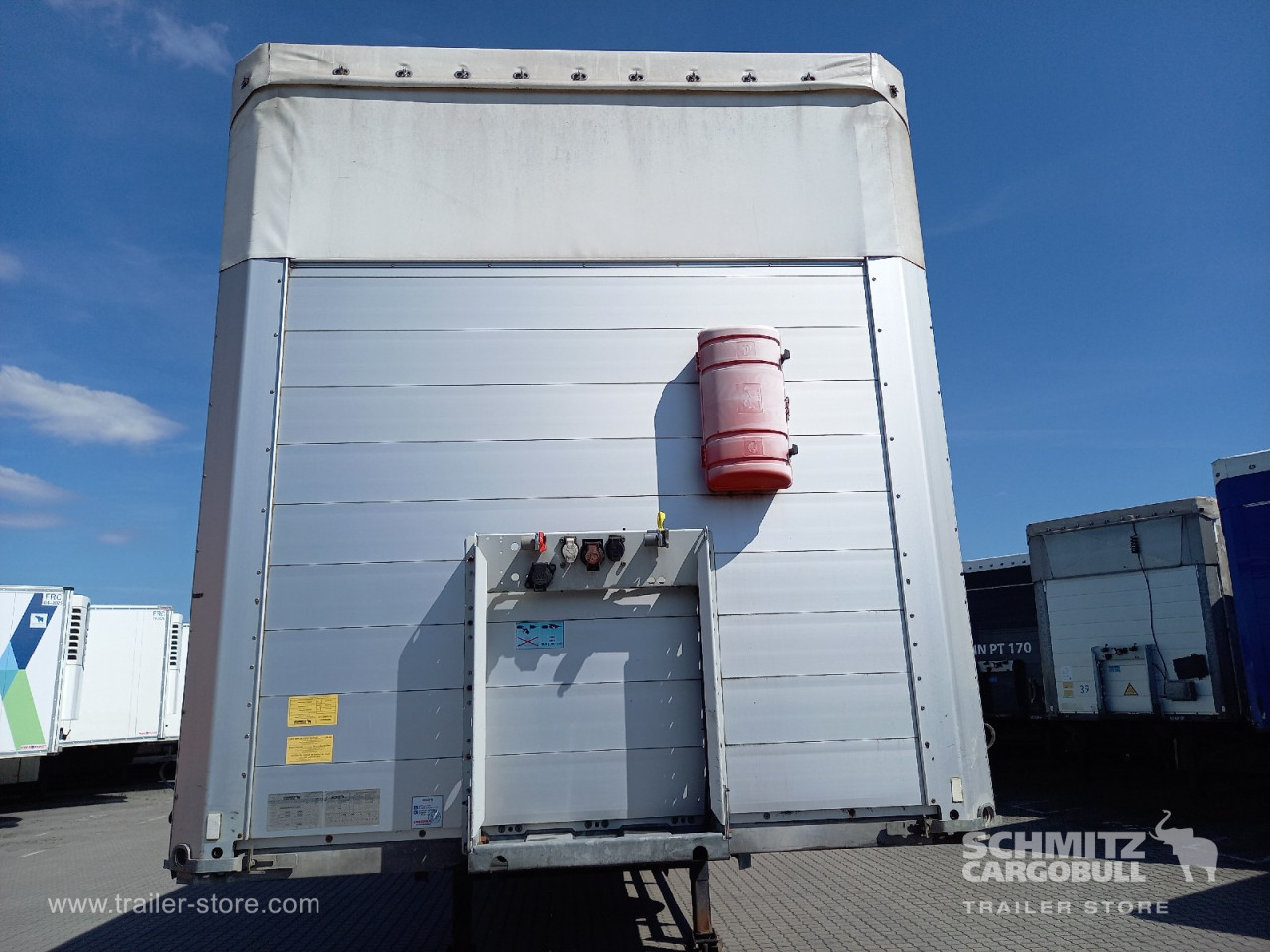 Schmitz Cargobull Curtainsider Standard 
