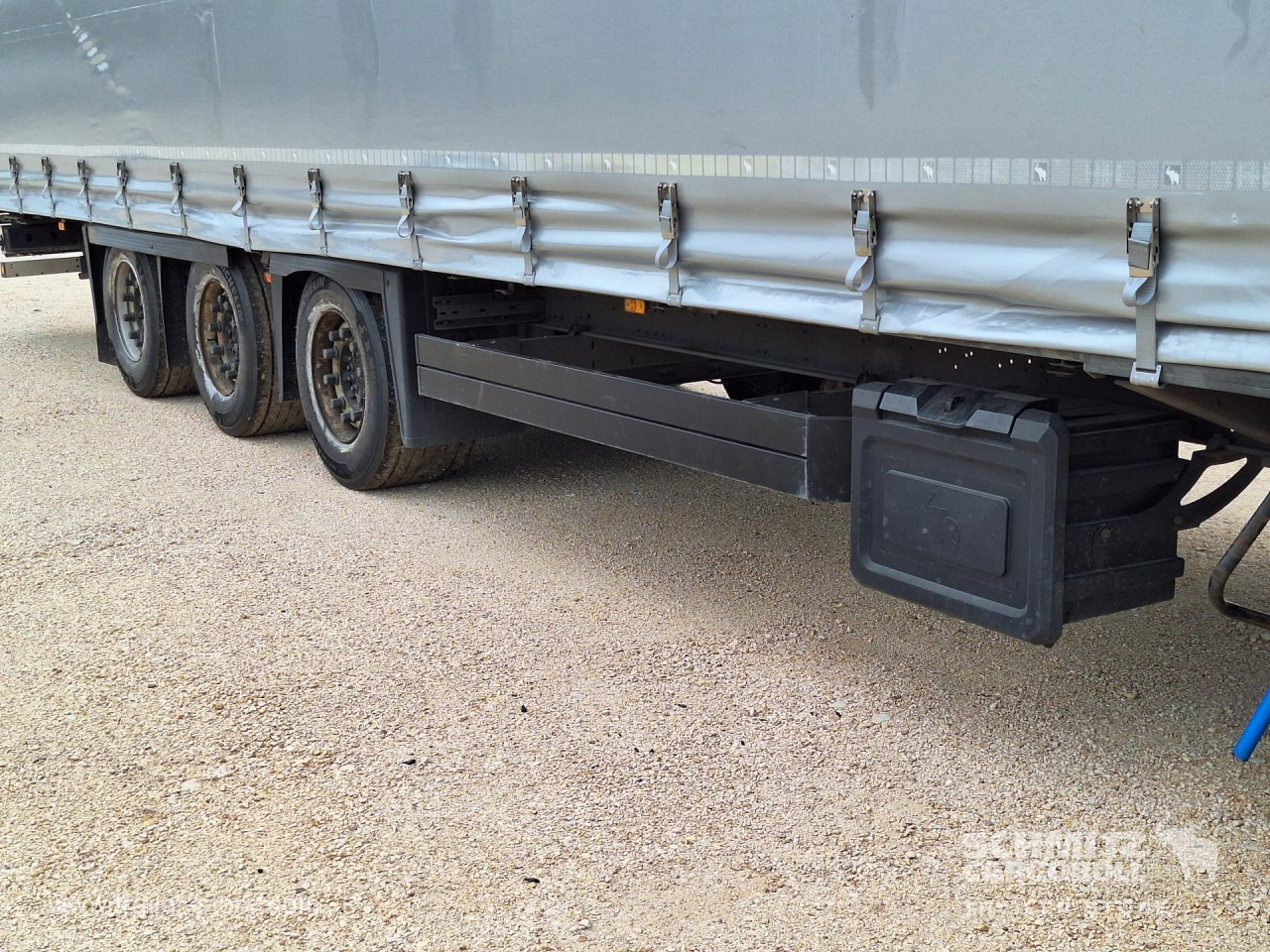 Schmitz Cargobull Curtainsider Mega 