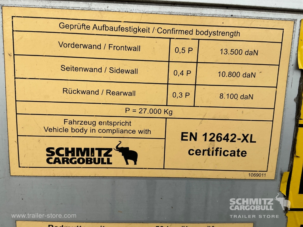 Schmitz Cargobull Curtainsider Standard 