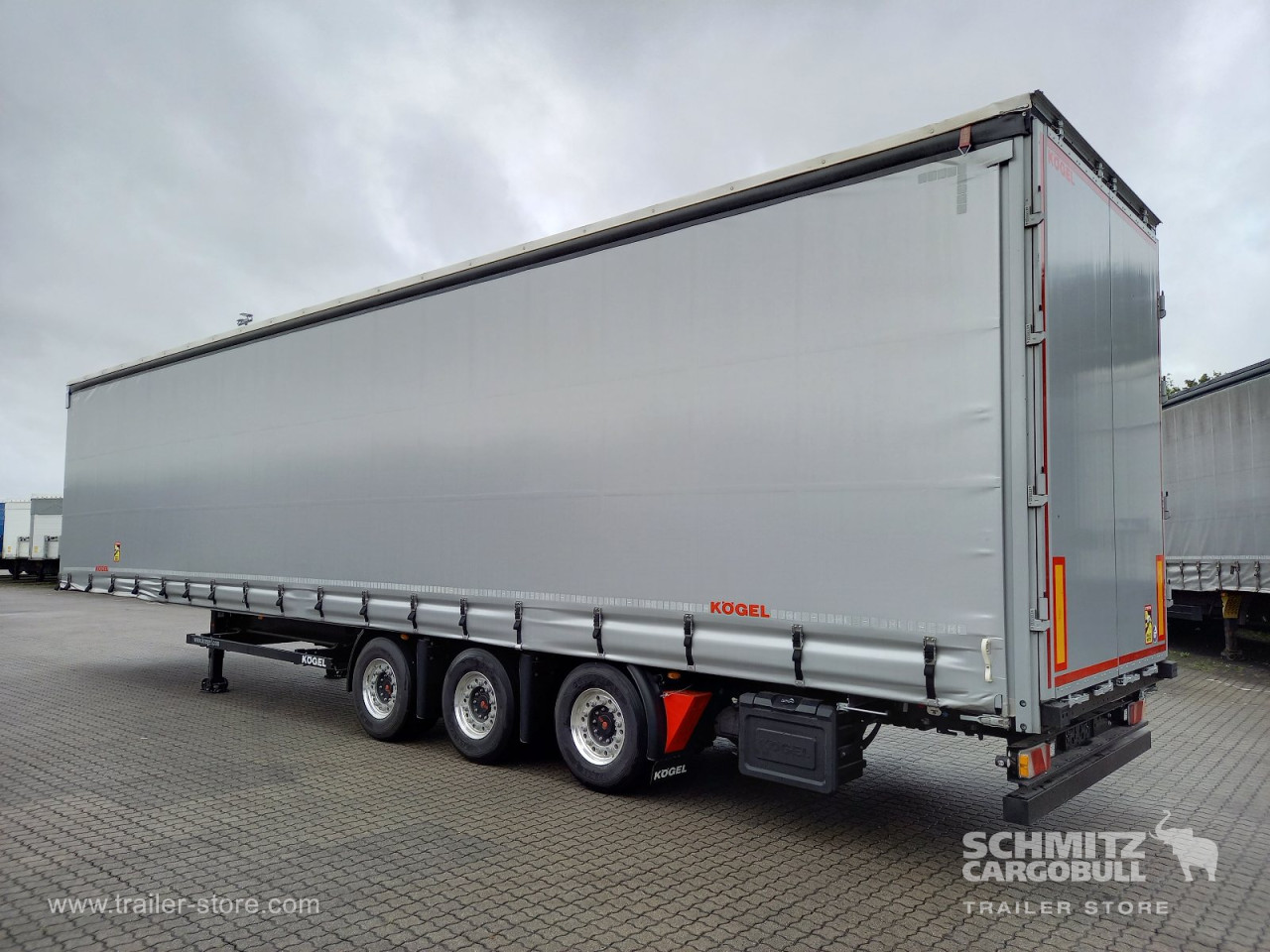 KOEGEL Curtainsider Mega 