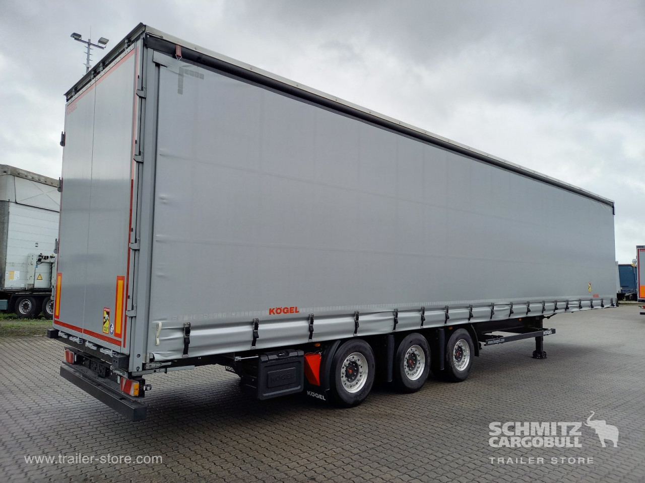 KOEGEL Curtainsider Mega 
