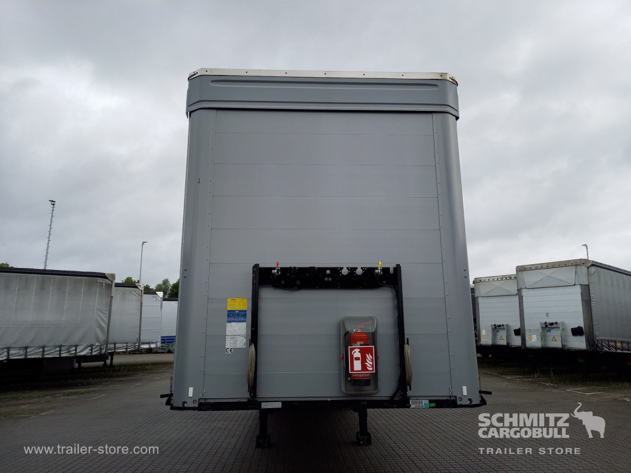 KOEGEL Curtainsider Mega 