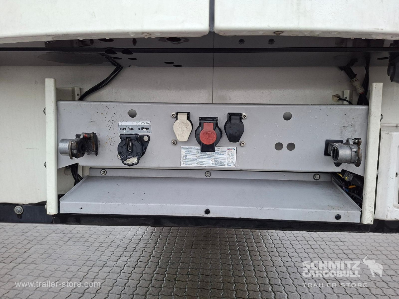 Schmitz Cargobull Tiefkühler Standard 