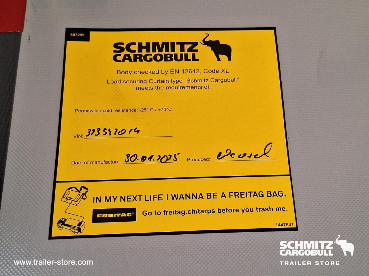 Schmitz Cargobull Curtainsider Mega 