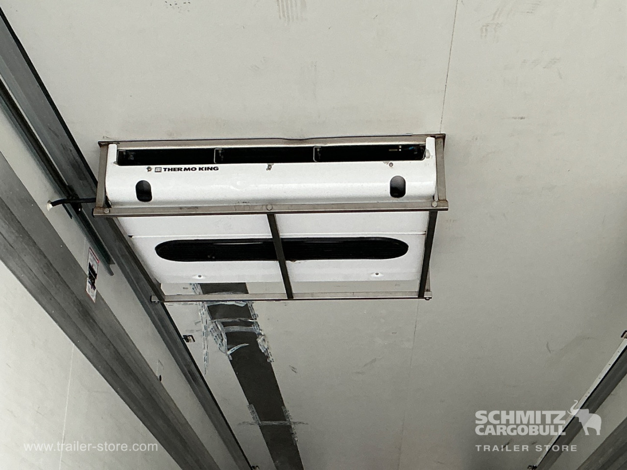 Krone Auflieger Tiefkühlkoffer Standard Taillift 