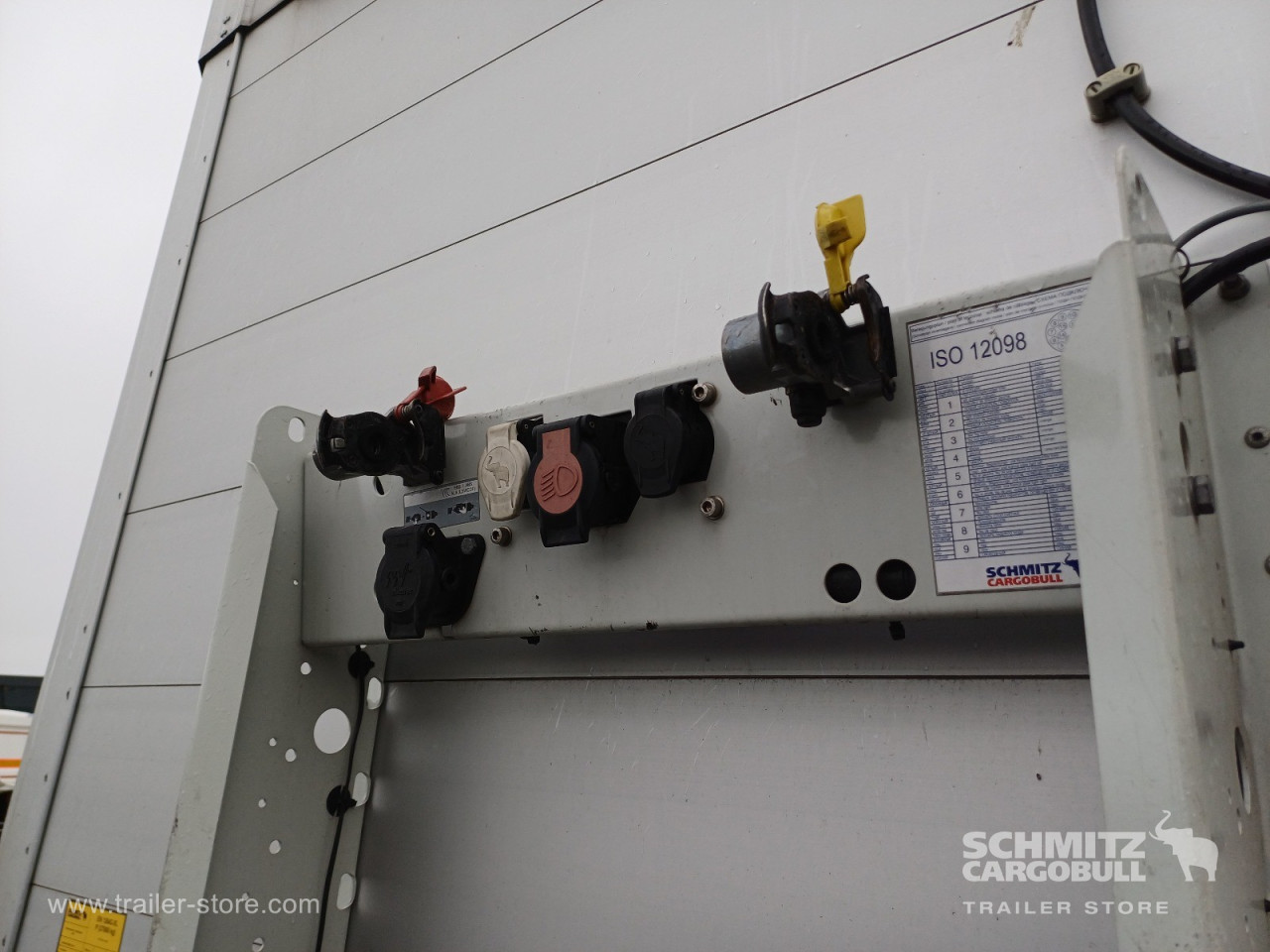 Schmitz Cargobull Curtainsider Standard 