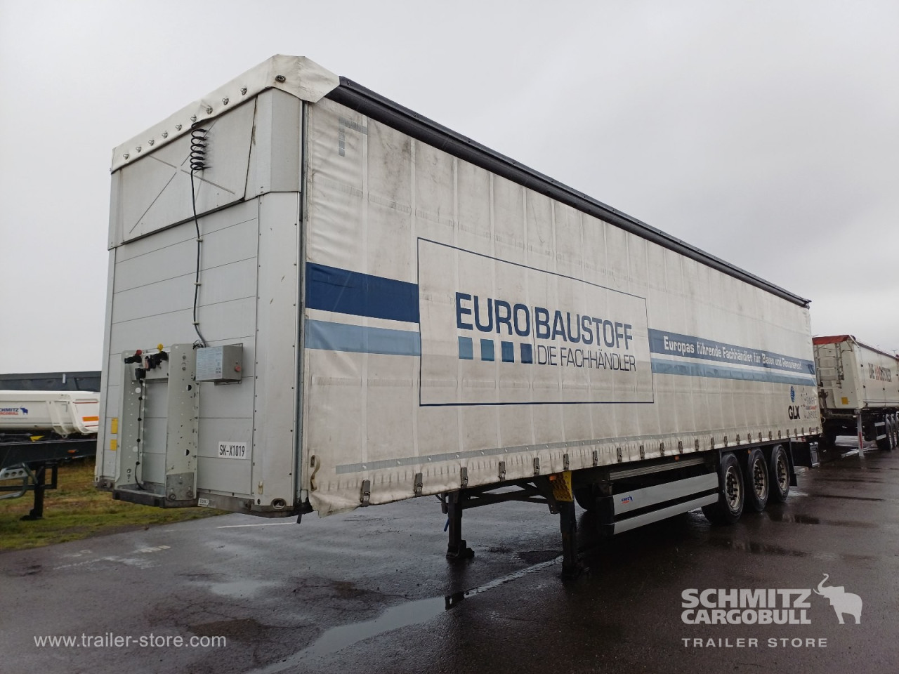Schmitz Cargobull Curtainsider Standard 