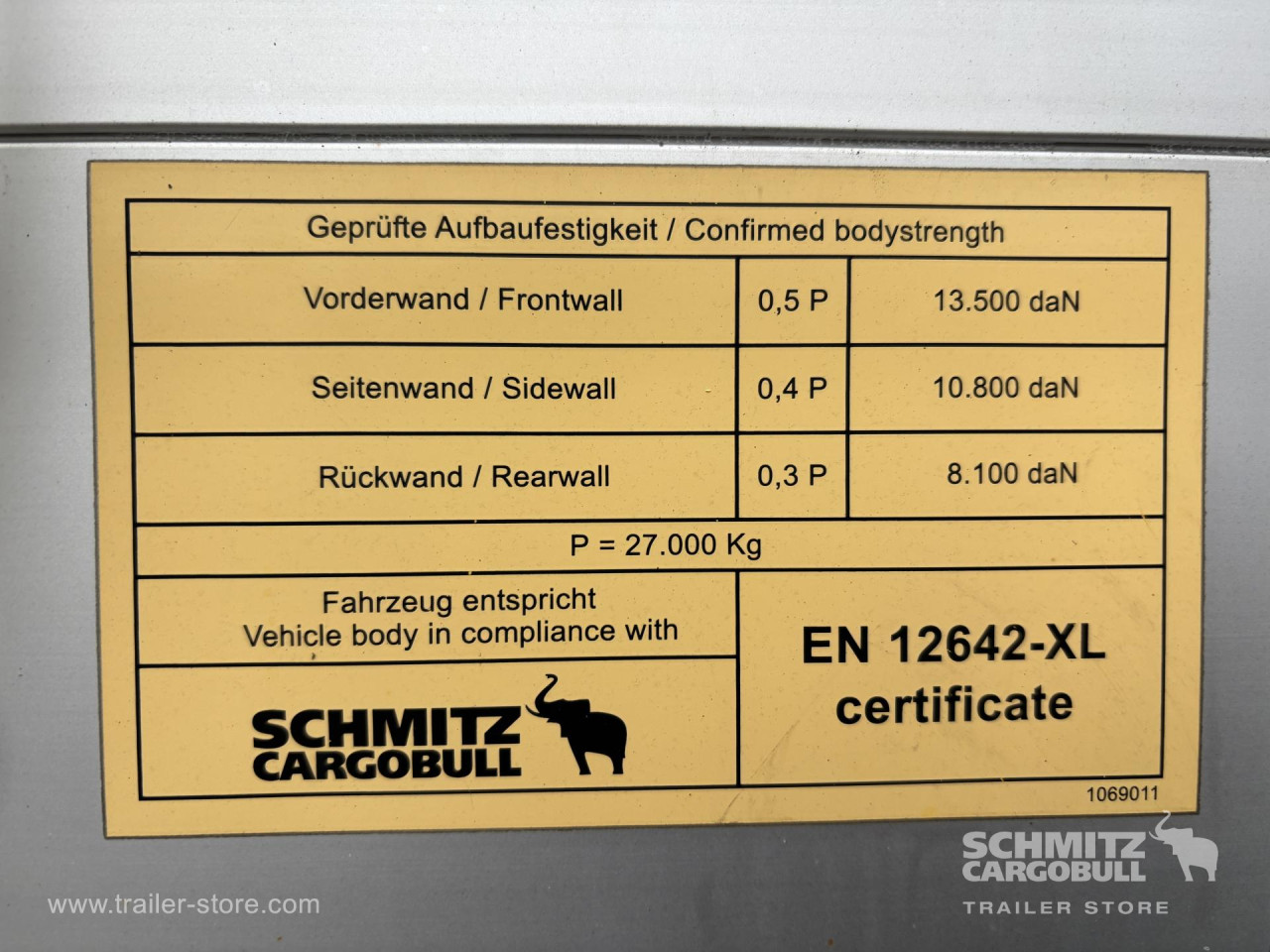 Schmitz Cargobull Curtainsider Standard 