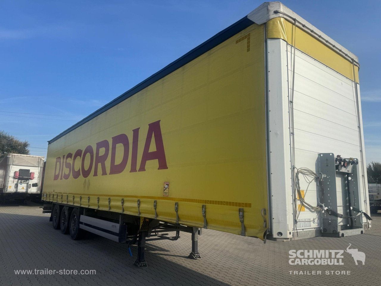 Schmitz Cargobull Curtainsider Standard 