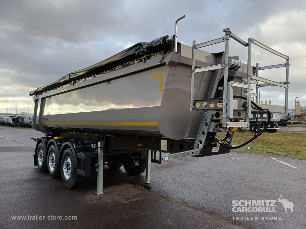 Schmitz Cargobull Kipper Stahlrundmulde 24m³ 