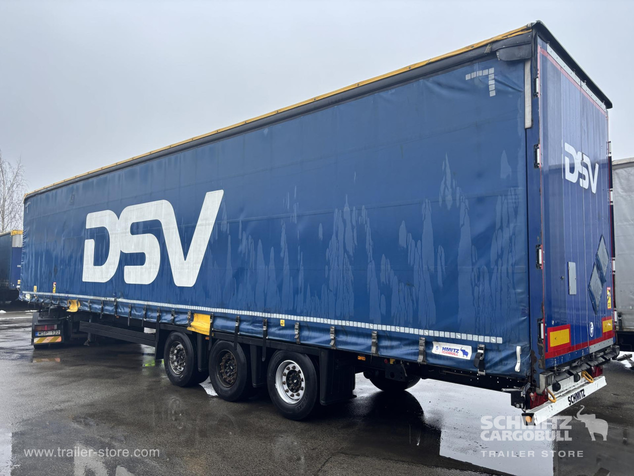 Schmitz Cargobull Curtainsider Mega 