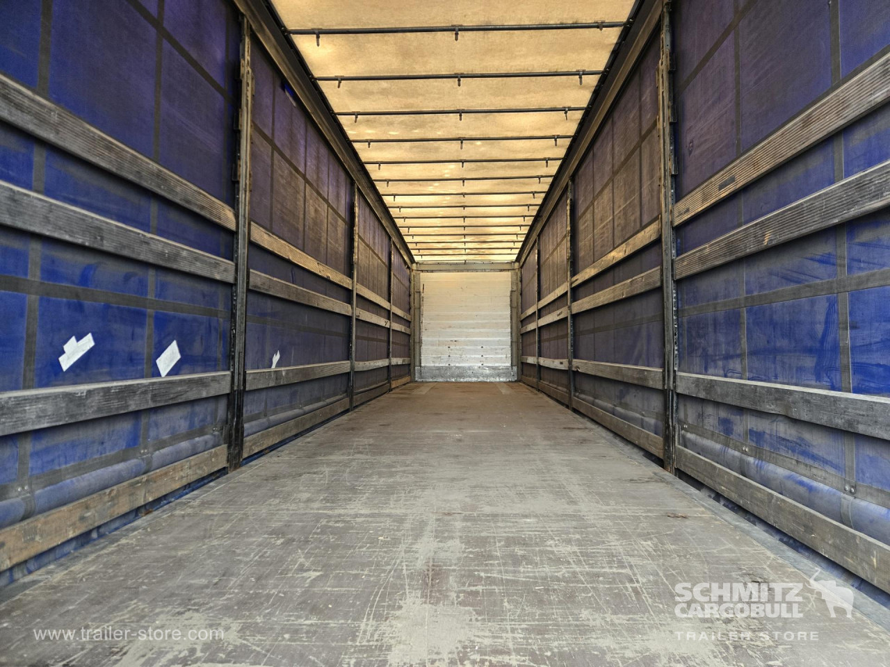 Schmitz Cargobull Curtainsider Varios 