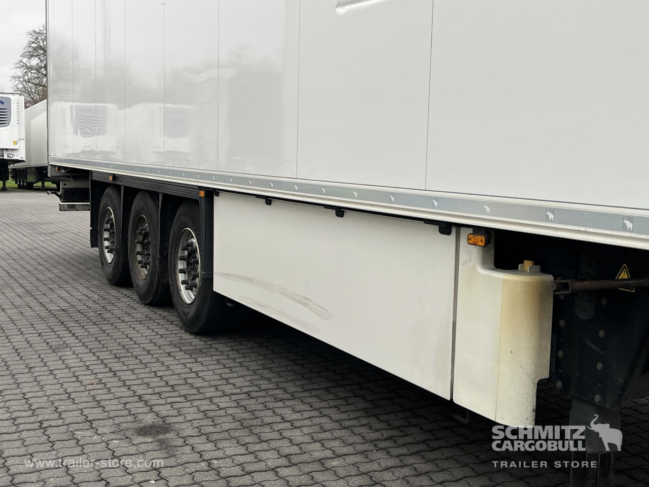 Schmitz Cargobull Tiefkühler Standard Doppelstock Trennwand 