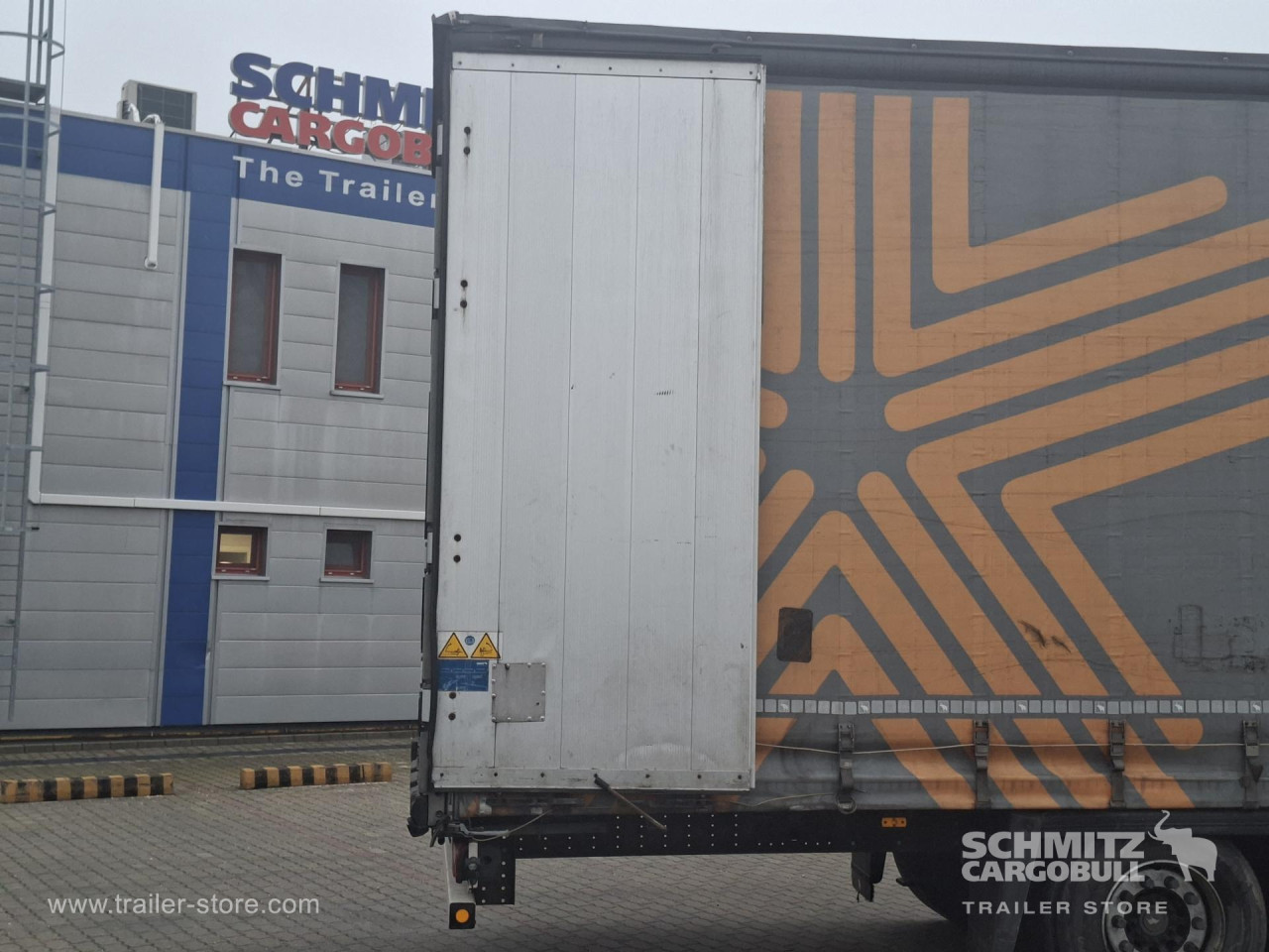 Schmitz Cargobull Curtainsider Mega 