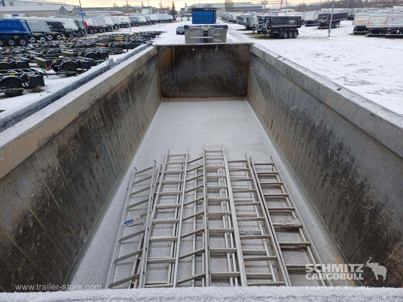 Schmitz Cargobull Kipper Alukastenmulde 27m³ 