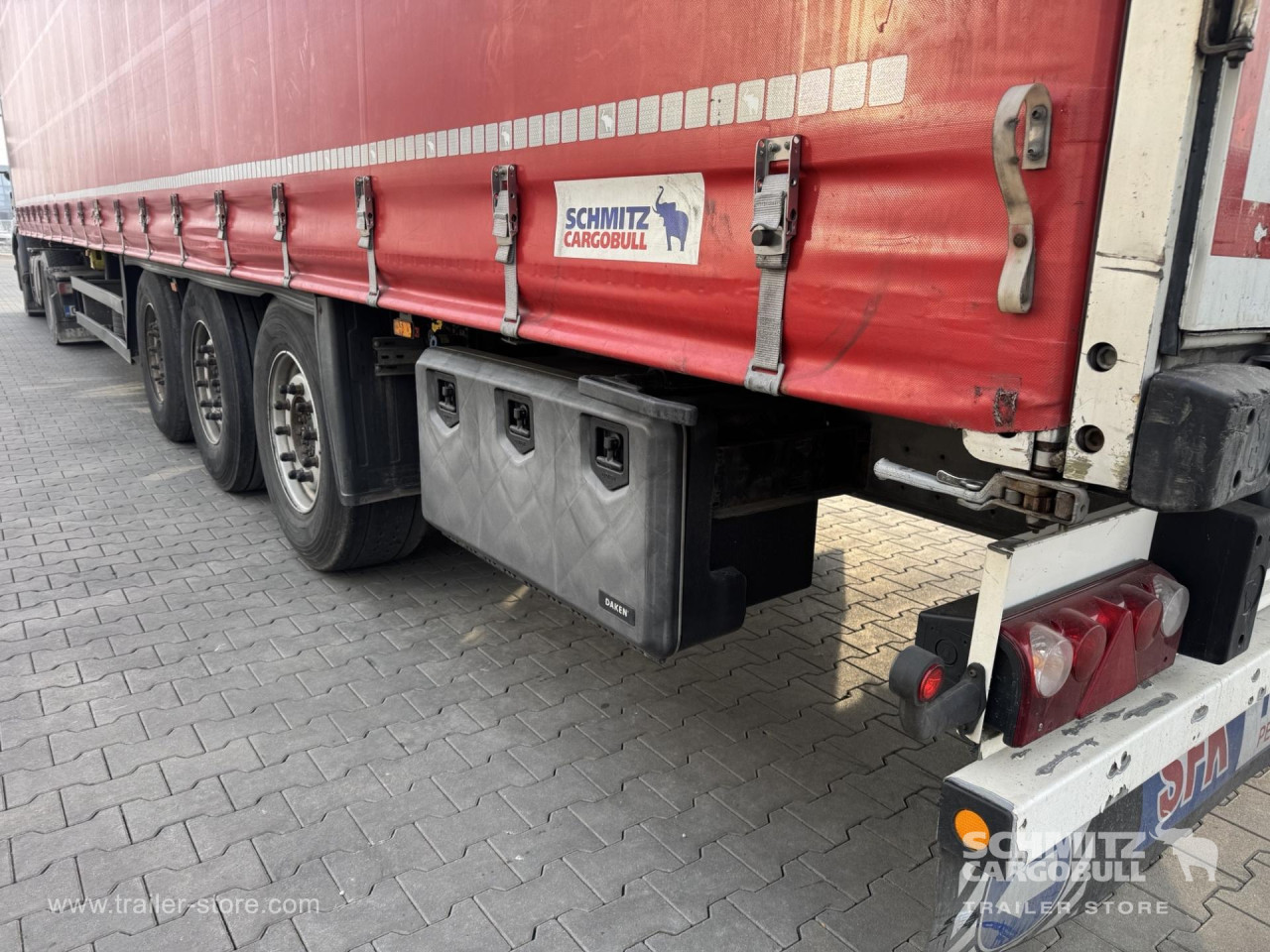 Schmitz Cargobull Curtainsider Standard 