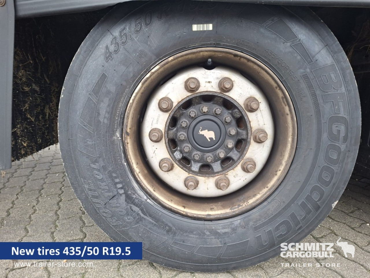 Schmitz Cargobull Curtainsider Mega 