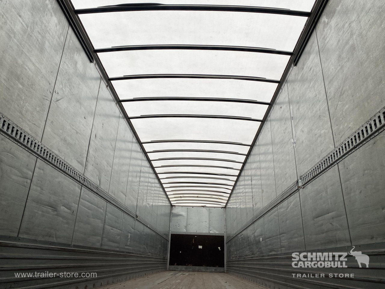 SAMRO Semitrailer Dryfreight Standard 