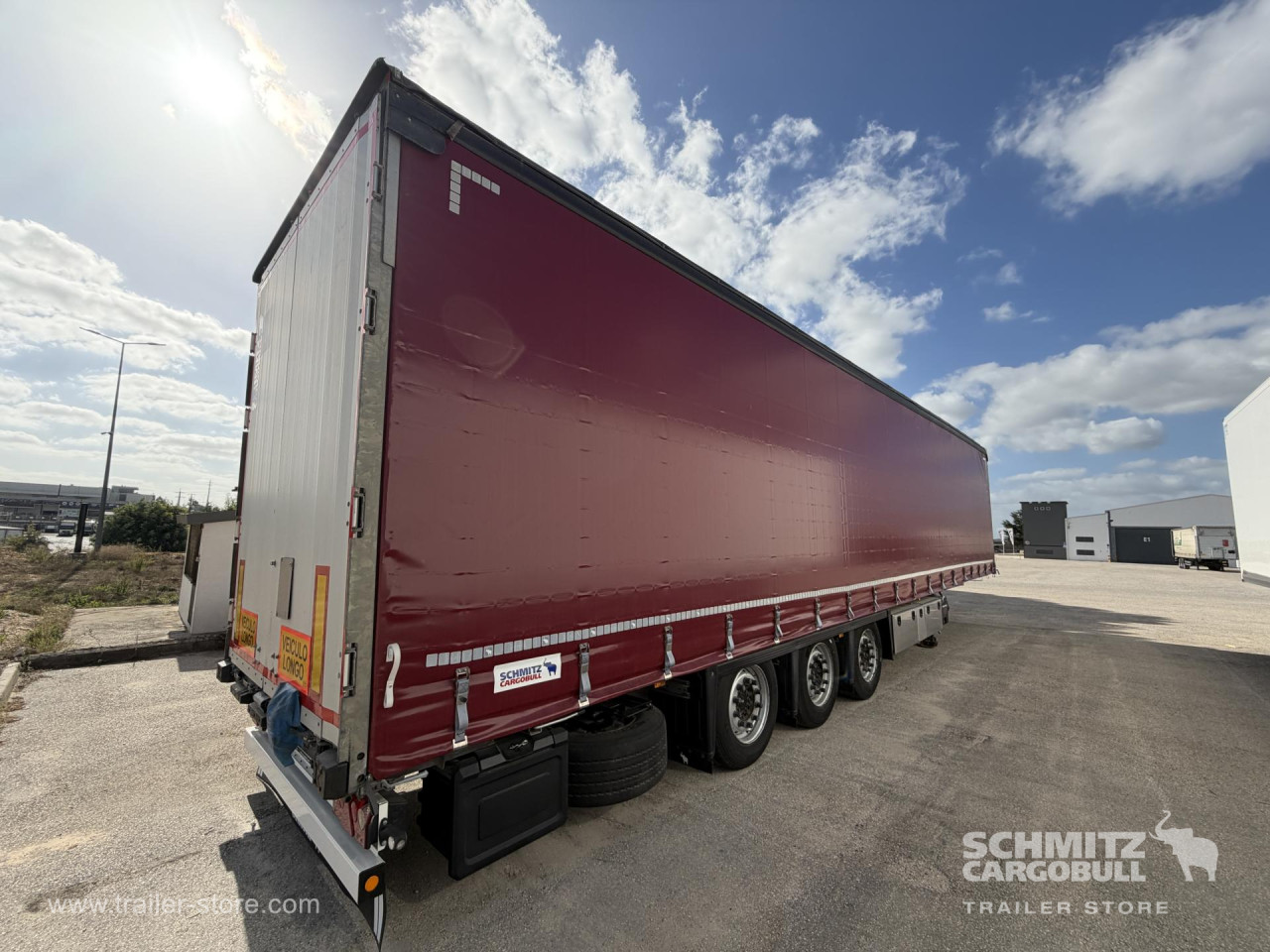 Schmitz Cargobull Curtainsider Mega 