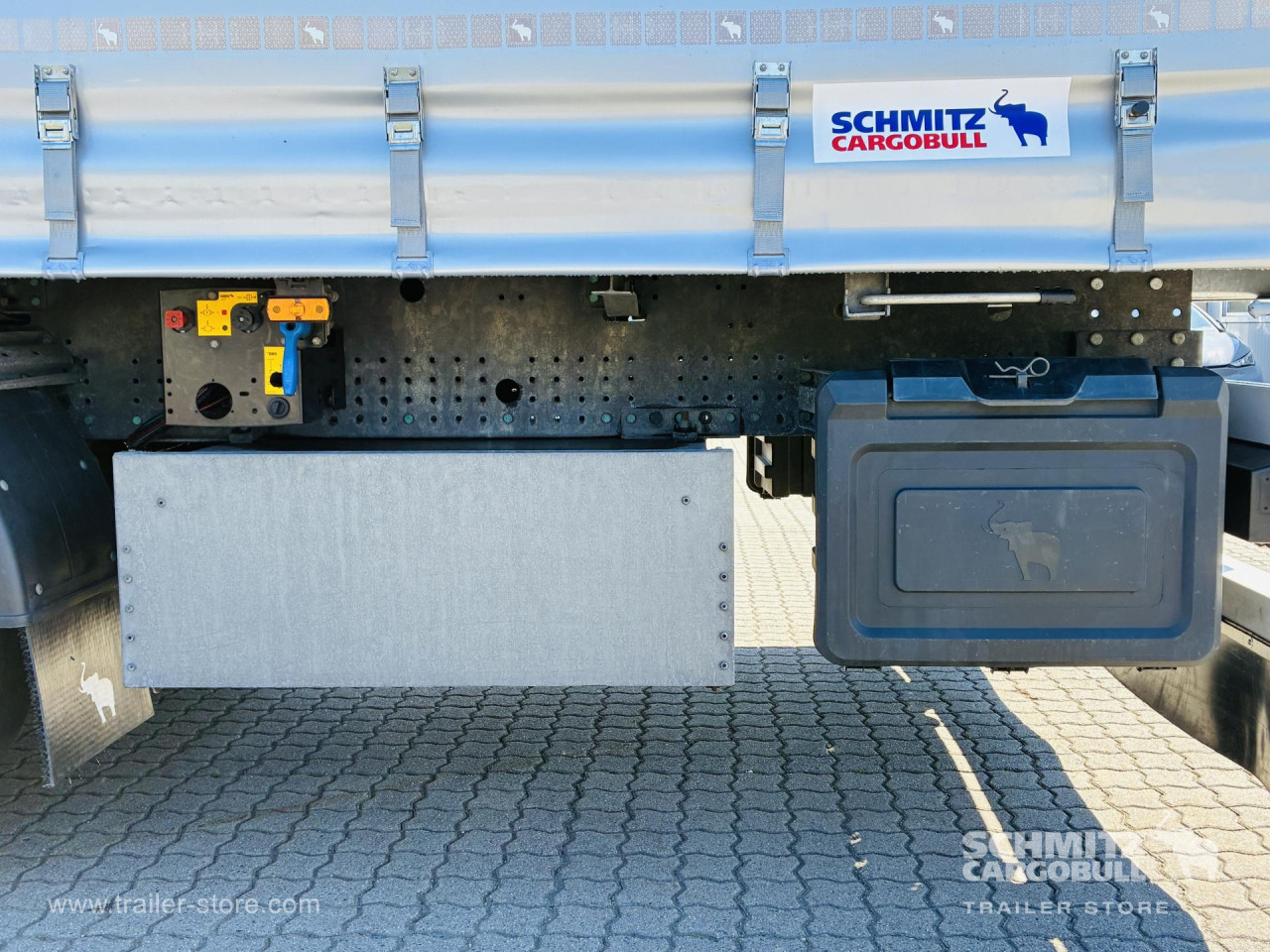 Schmitz Cargobull Curtainsider Standard 
