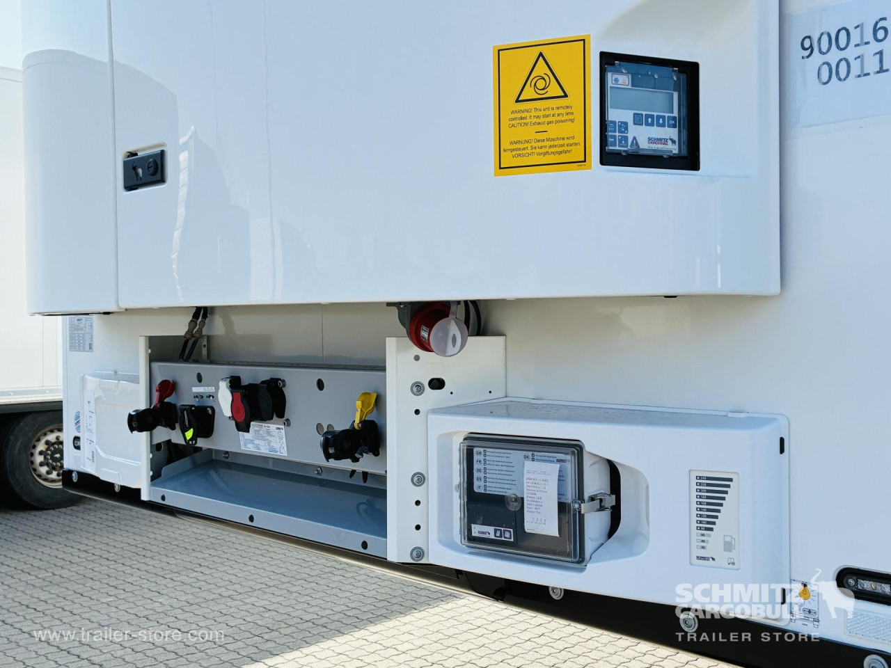 Schmitz Cargobull Tiefkühler Standard Doppelstock Trennwand 
