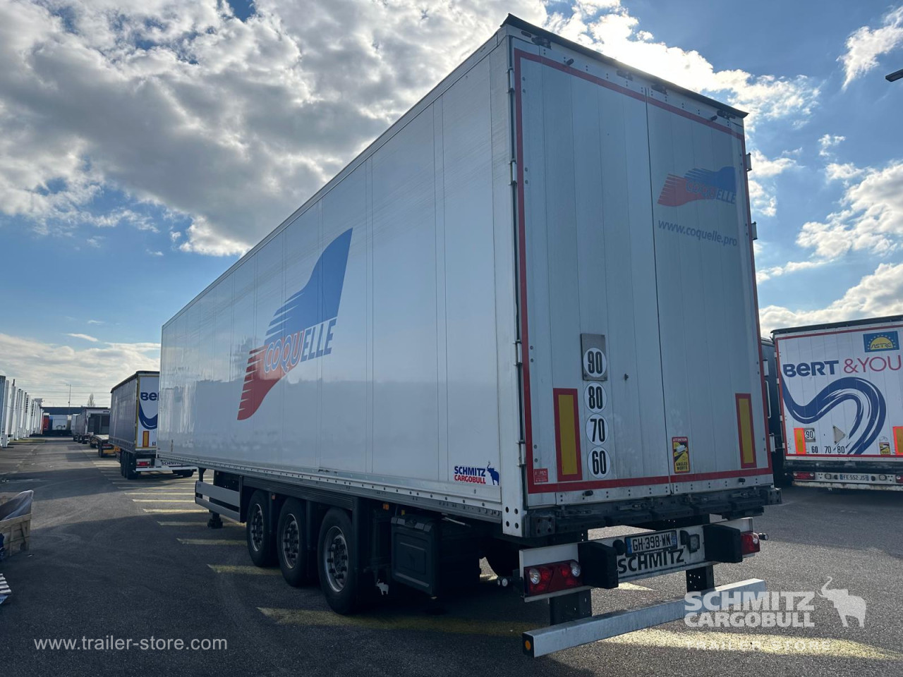 Schmitz Cargobull Semitrailer Caisse sêche Mega 